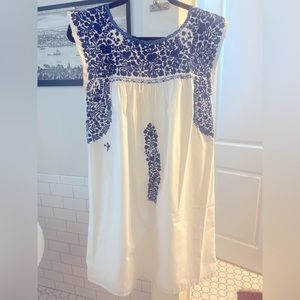 Mi Golondrina dress. Size small